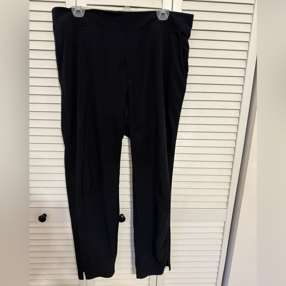 Athleta black Brooklyn ankle pants